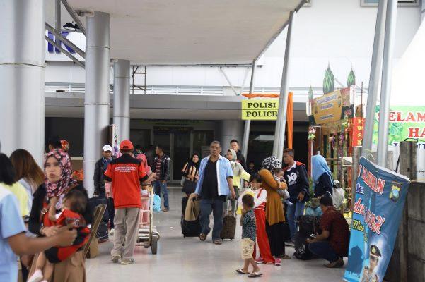Pemudik Mulai Berdatangan di Pelabuhan Sekupang